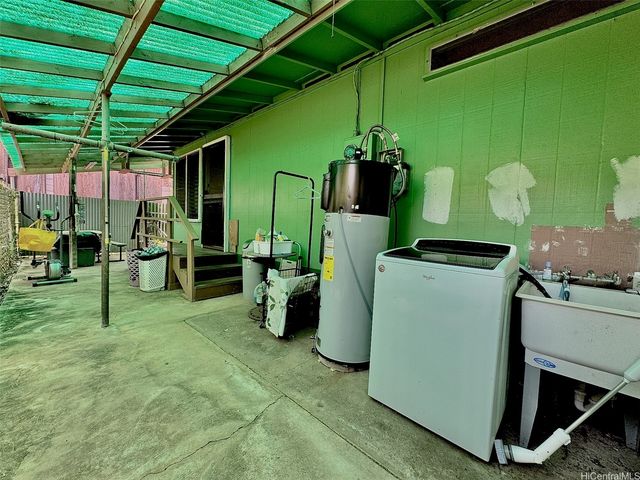87-159 Kulaaupuni Street B, Waianae, HI 96792
