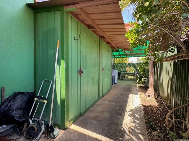 87-159 Kulaaupuni Street B, Waianae, HI 96792
