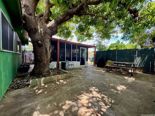 87-159 Kulaaupuni Street B, Waianae, HI 96792