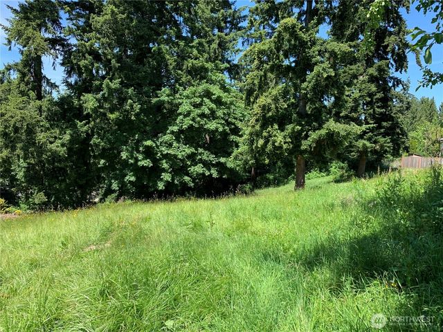 9805 31st Street E, Edgewood, WA 98371