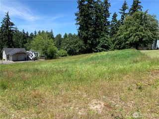 9805 31st Street E, Edgewood, WA 98371