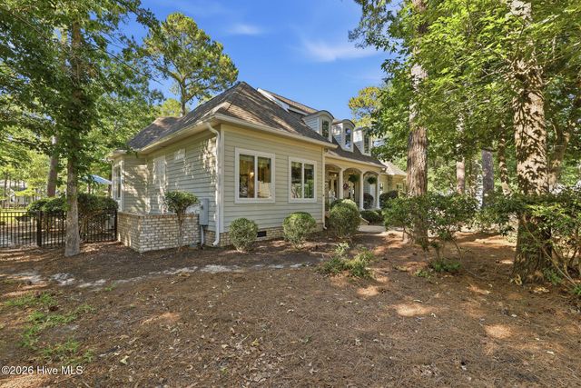 1623 Amberwood Drive SE, Bolivia, NC 28422