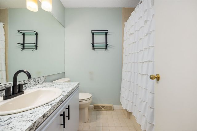 875 Halifax Drive, Warwick, RI 02886