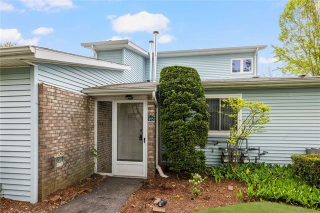 875 Halifax Drive, Warwick, RI 02886