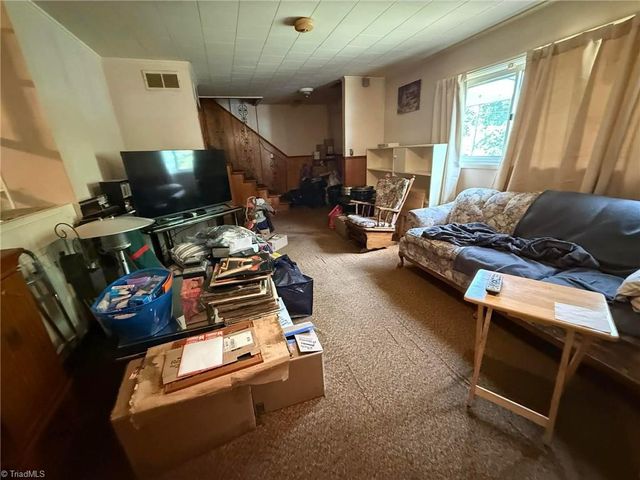 309 Berry Garden Road, Kernersville, NC 27284