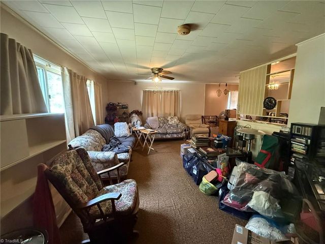 309 Berry Garden Road, Kernersville, NC 27284