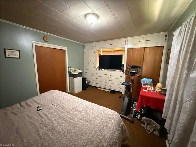 309 Berry Garden Road, Kernersville, NC 27284