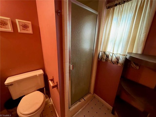 309 Berry Garden Road, Kernersville, NC 27284