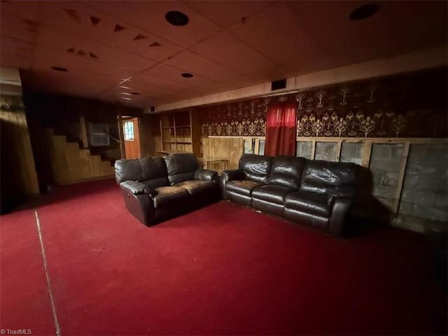 309 Berry Garden Road, Kernersville, NC 27284