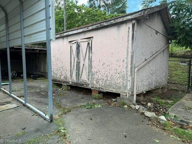 309 Berry Garden Road, Kernersville, NC 27284