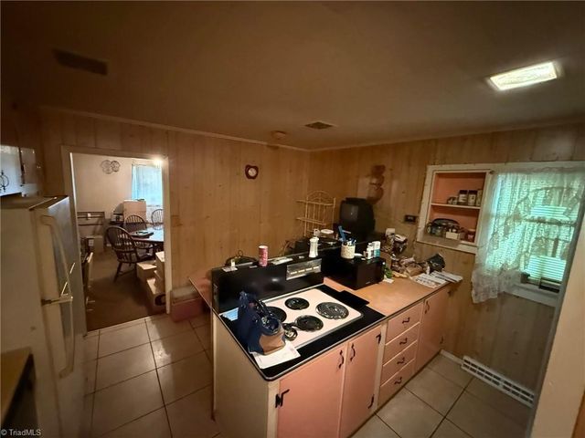 309 Berry Garden Road, Kernersville, NC 27284