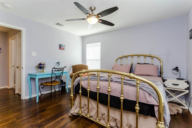 1333 S Pine Street, Grapevine, TX 76051