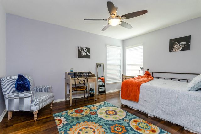 1333 S Pine Street, Grapevine, TX 76051