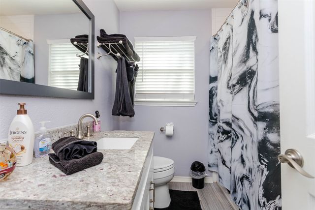 1333 S Pine Street, Grapevine, TX 76051