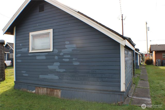 2921 2921 Aberdeen Ave, Hoquiam, WA 98550