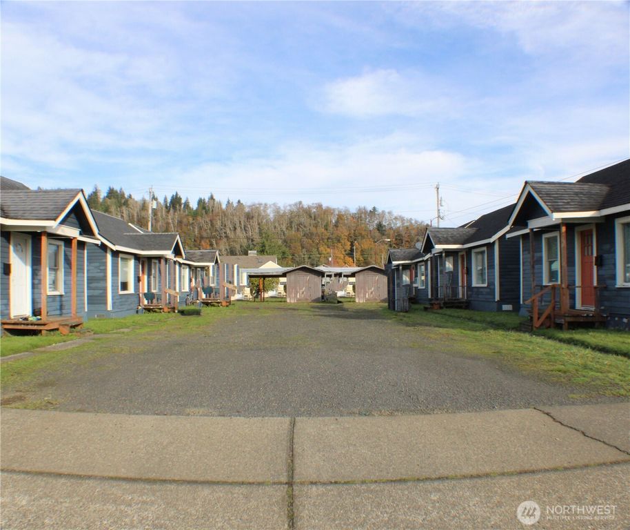 2921 2921 Aberdeen Ave, Hoquiam, WA 98550