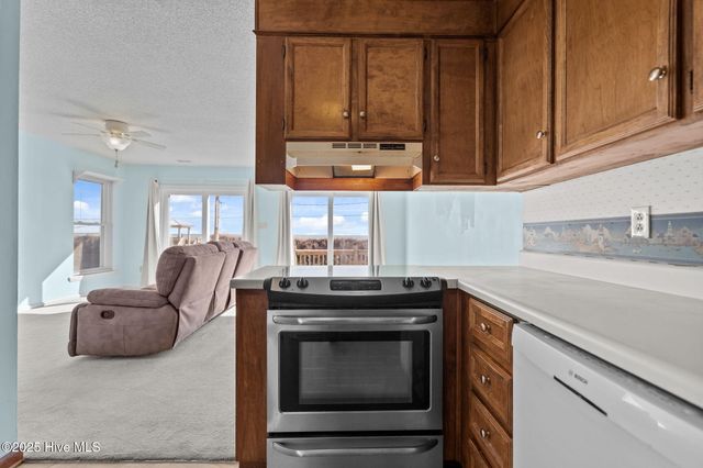 1907 N Shore Drive B, Holly Ridge, NC 28445