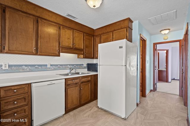 1907 N Shore Drive B, Holly Ridge, NC 28445