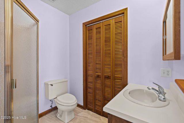 1907 N Shore Drive B, Holly Ridge, NC 28445