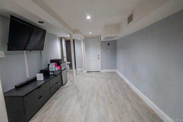 749 Vincent Avenue, Bronx, NY 10465