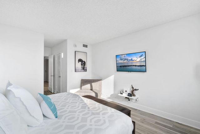 19380 Collins Avenue 523, Sunny Isles Beach, FL 33160