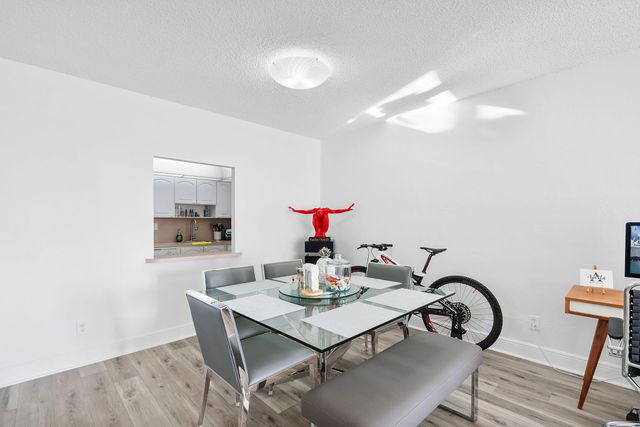 19380 Collins Avenue 523, Sunny Isles Beach, FL 33160