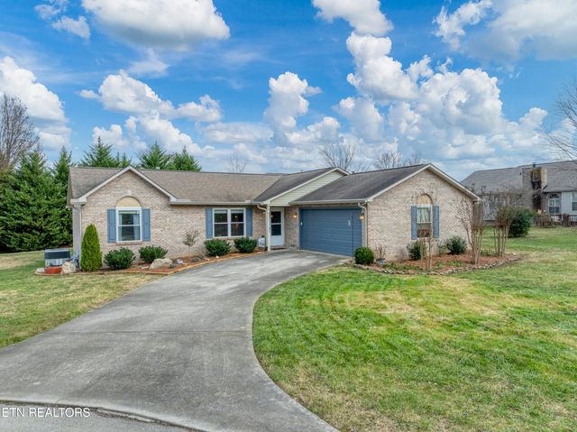 605 Brookhollow Tr, Maryville, TN 37804
