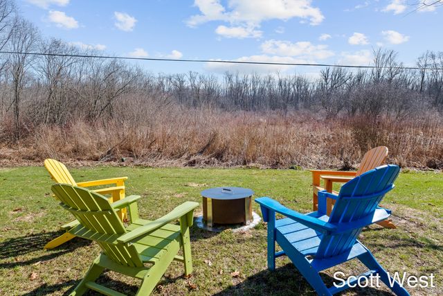 2870 Grand River Drive NE, Grand Rapids, MI 49525