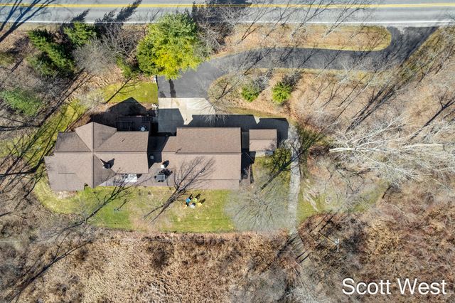 2870 Grand River Drive NE, Grand Rapids, MI 49525