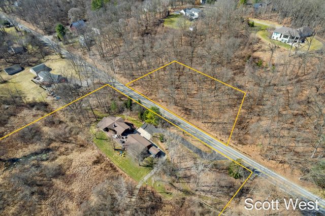 2870 Grand River Drive NE, Grand Rapids, MI 49525