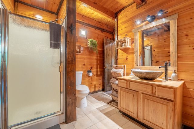 2184 Spence Mountain Loop, Sevierville, TN 37876