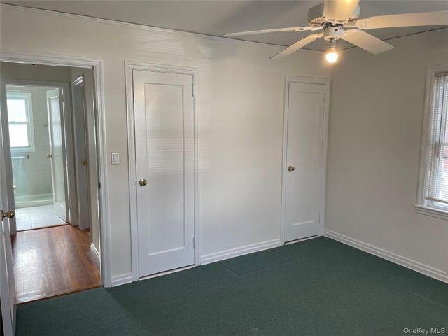 8 Cameron Lane, Valley Stream, NY 11581