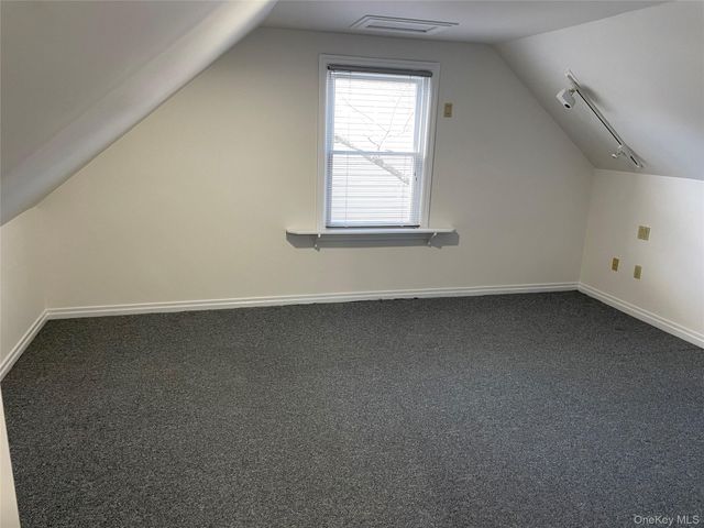 8 Cameron Lane, Valley Stream, NY 11581