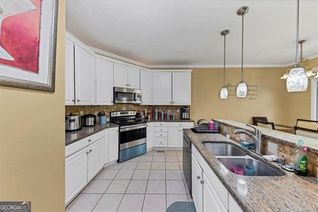 57 TOWNE PARK Drive, Lawrenceville, GA 30044