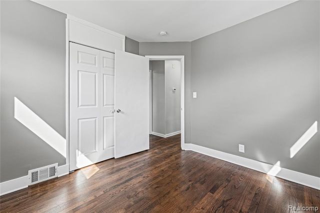 9916 Rosedale Boulevard, Allen Park, MI 48101