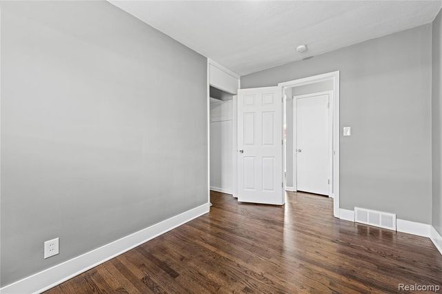 9916 Rosedale Boulevard, Allen Park, MI 48101