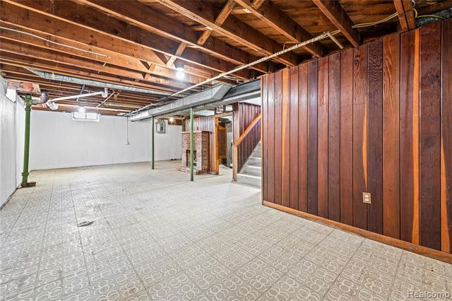 9916 Rosedale Boulevard, Allen Park, MI 48101