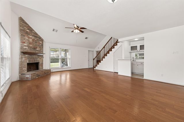 15411 Lago Villa Drive, Tomball, TX 77377