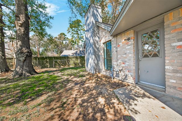 15411 Lago Villa Drive, Tomball, TX 77377