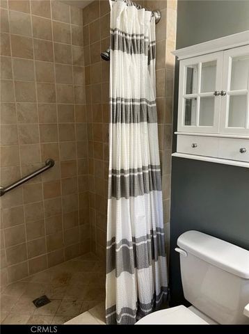 5149 Hesperia, Los Angeles, CA 91316