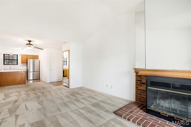 12975 Bryce Canyon Drive F, Maryland Heights, MO 63043