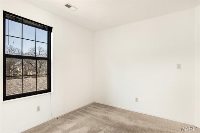 12975 Bryce Canyon Drive F, Maryland Heights, MO 63043