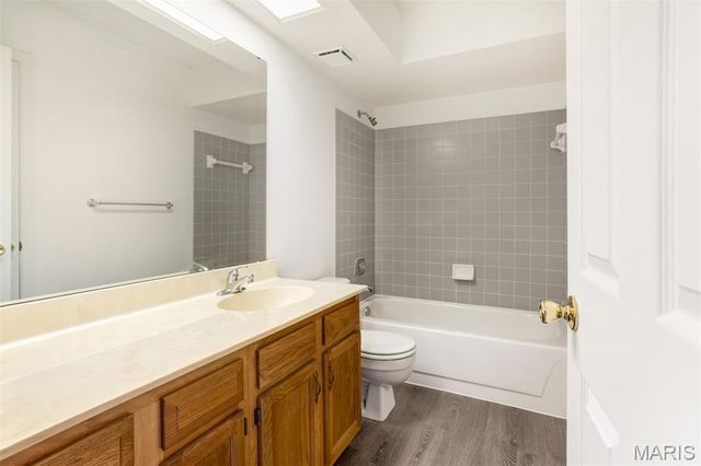 12975 Bryce Canyon Drive F, Maryland Heights, MO 63043