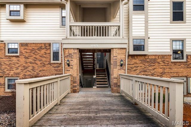 12975 Bryce Canyon Drive F, Maryland Heights, MO 63043