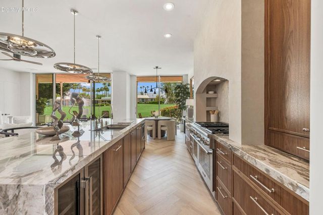 73719 Amir Drive, Palm Desert, CA 92260