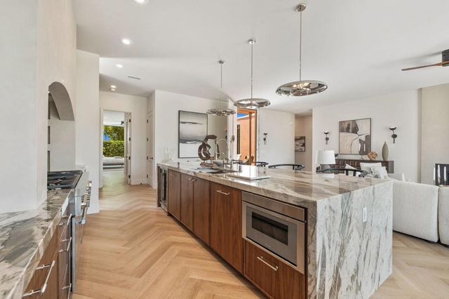 73719 Amir Drive, Palm Desert, CA 92260