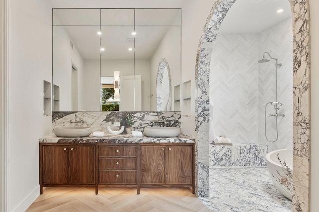 73719 Amir Drive, Palm Desert, CA 92260