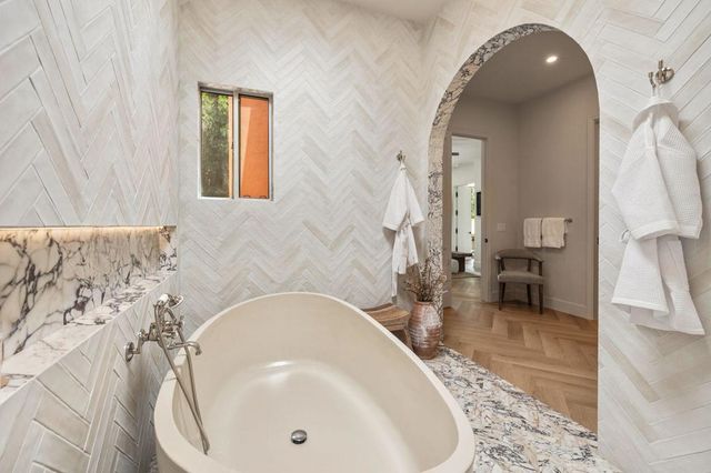 73719 Amir Drive, Palm Desert, CA 92260