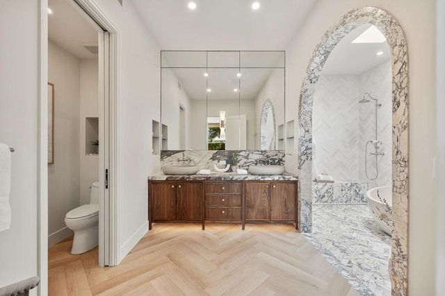 73719 Amir Drive, Palm Desert, CA 92260