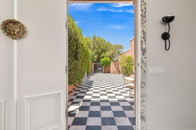 73719 Amir Drive, Palm Desert, CA 92260